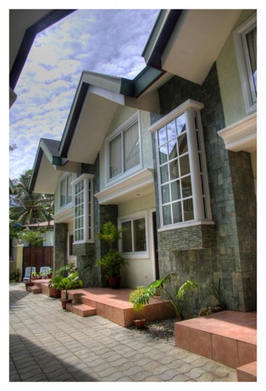Sheridan Boracay
