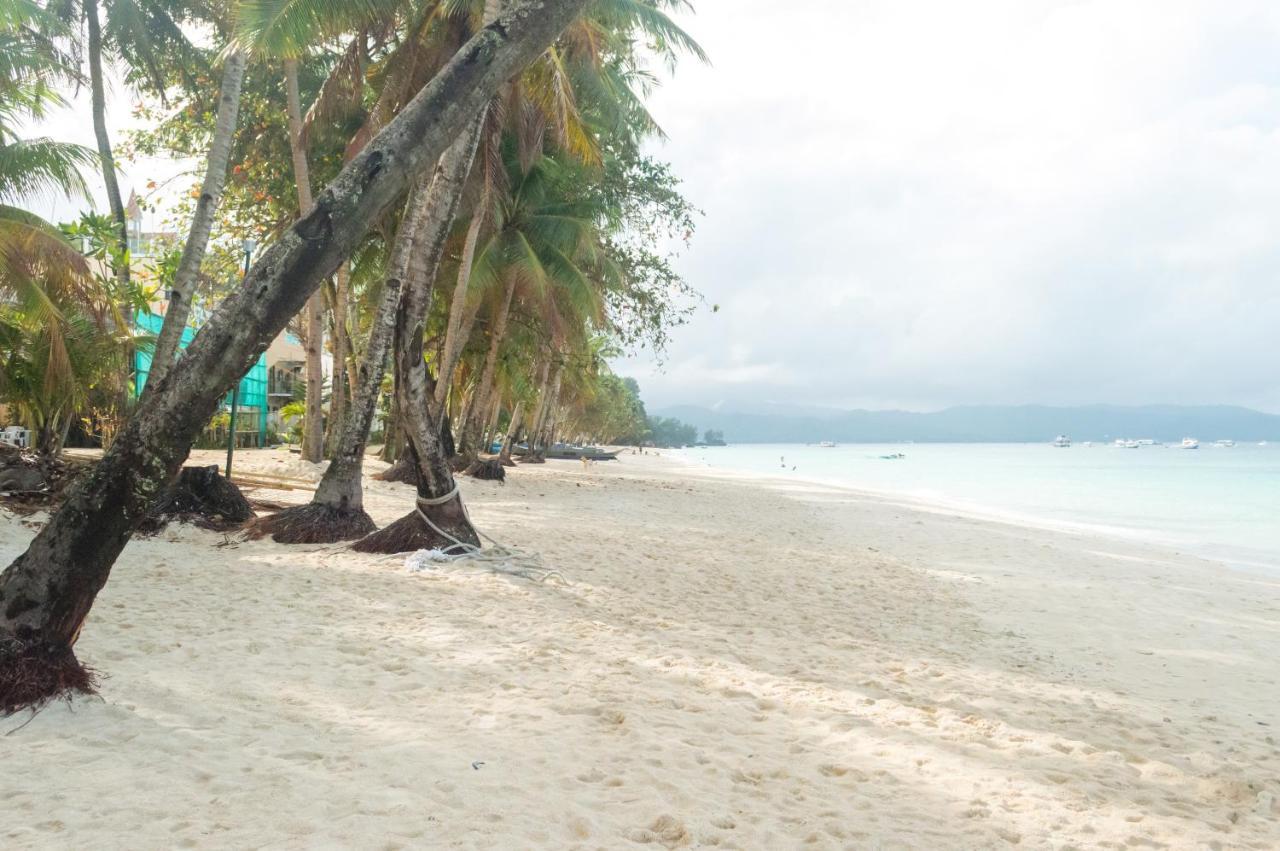 Villa Sheridan Boracay *