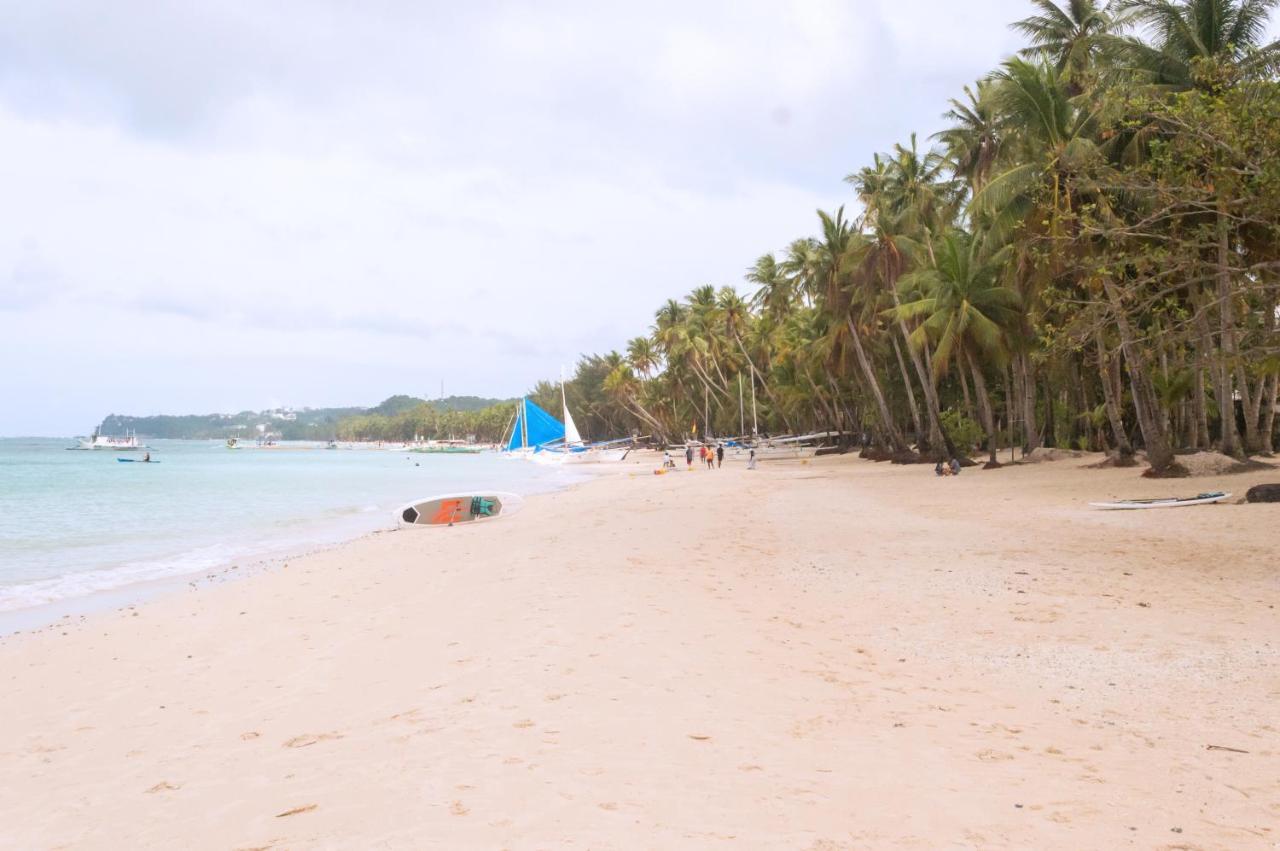 Sheridan Boracay Villa Manoc-Manoc
