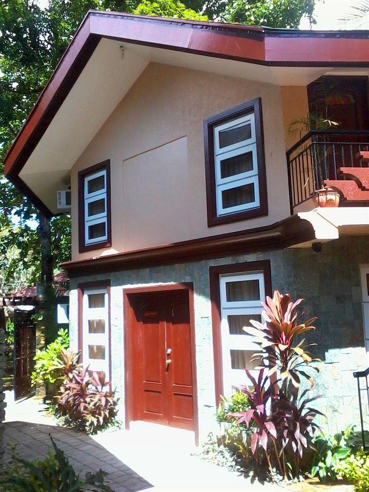 Villa Sheridan Boracay