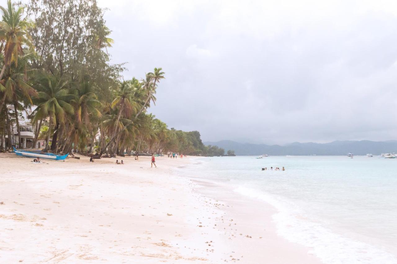 Sheridan Boracay Villa Manoc-Manoc